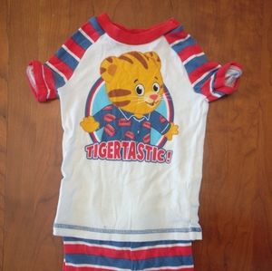 Toddler Daniel Tiger Pajama sets